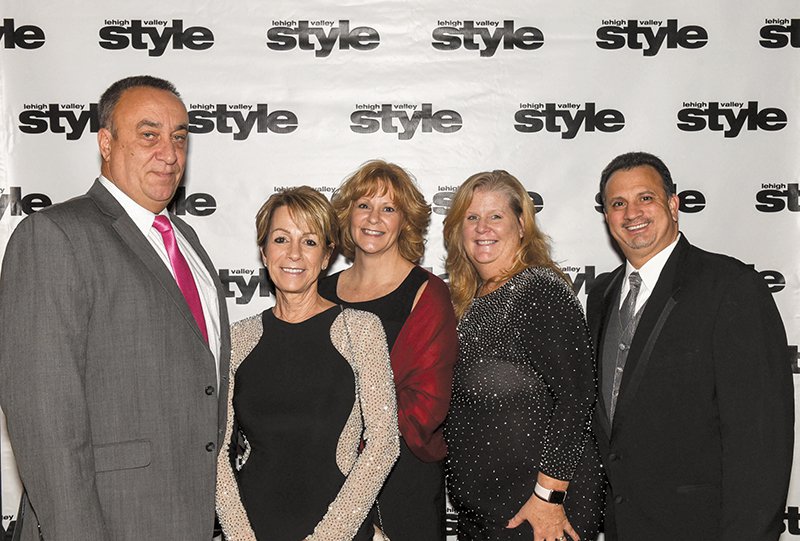 Roc and Diane Walker, Susan Stachowski, and Theresa and Michael Vinci.jpg