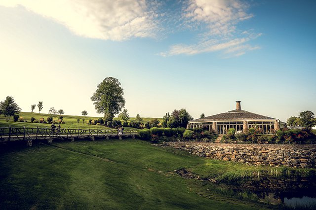 Jane And Shawn S Wedding At Riverview Country Club Lehigh Valley